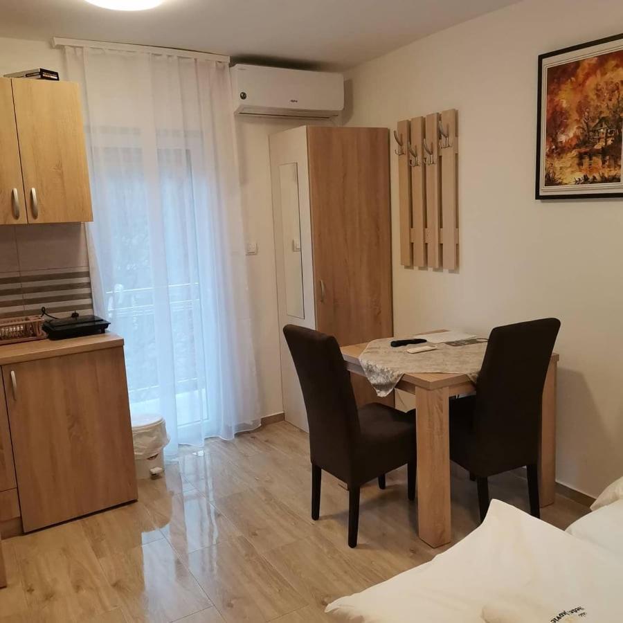 Vila Lux Nedeljkovic Gornja Trepca Čačak Exterior foto